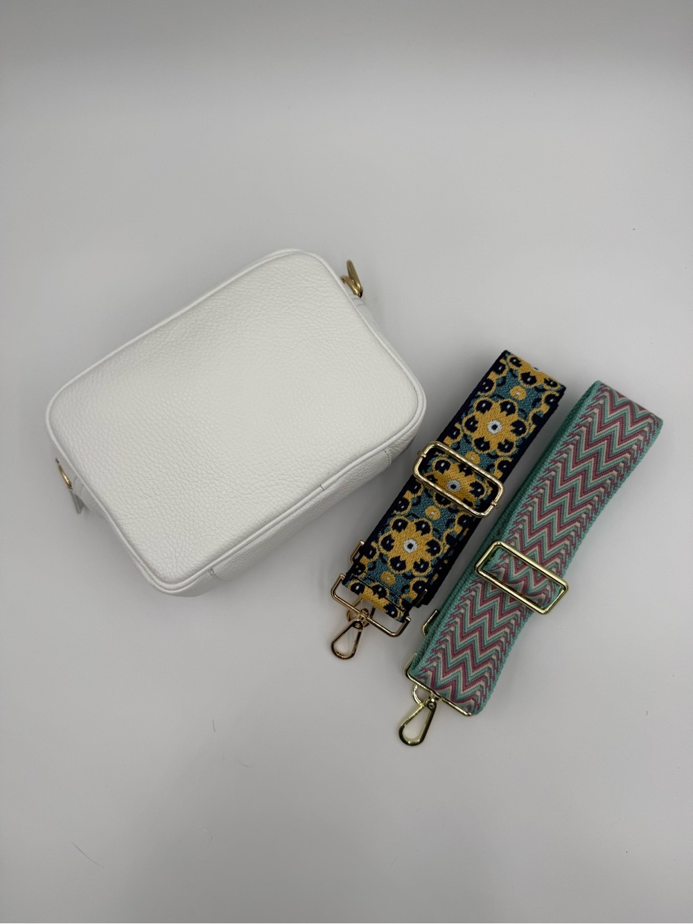Ellie Beaumont London White Crossbody with Pattern Strap